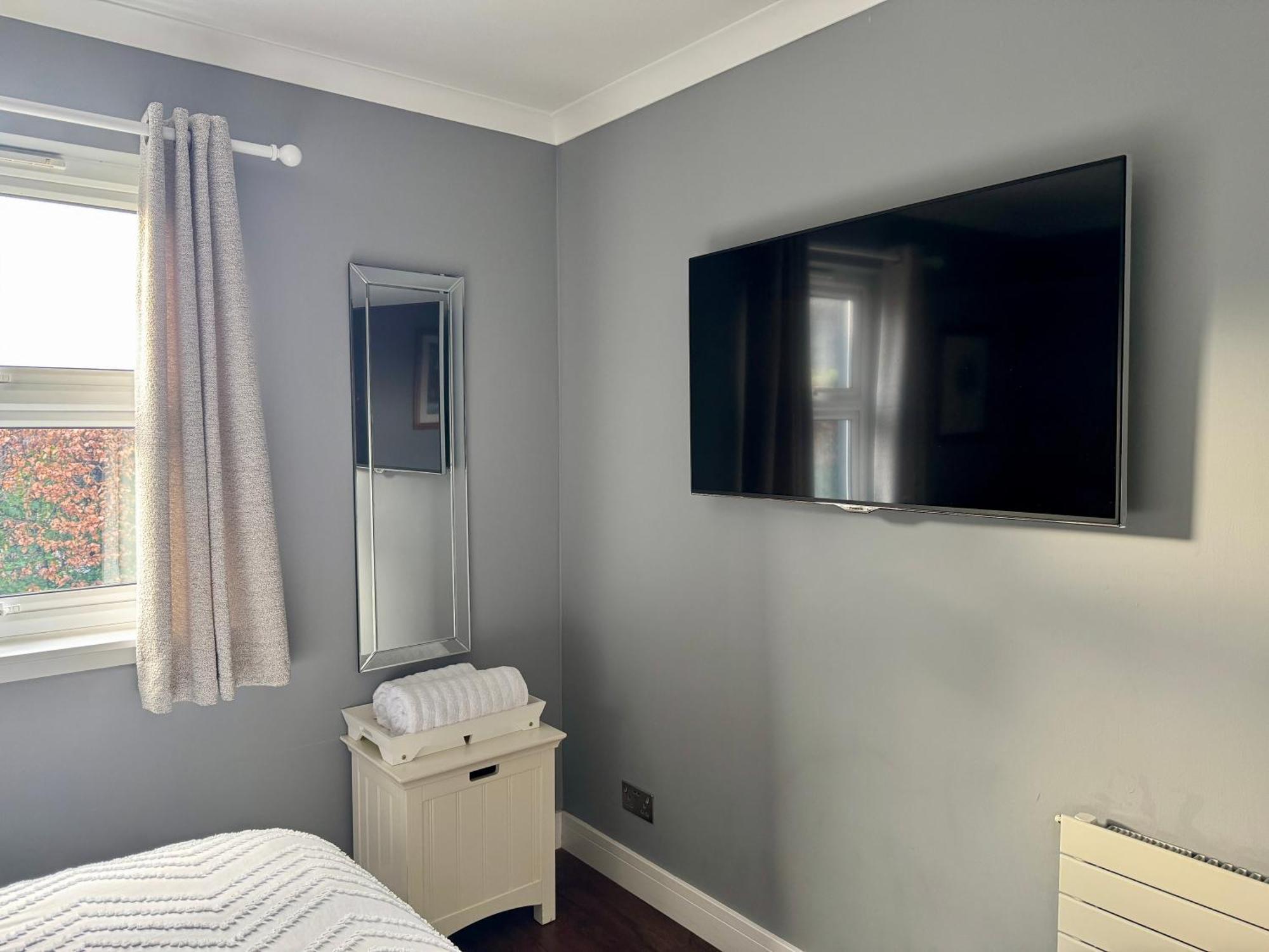 Holly Lodge - 2 X Kingsize Bedrooms With Private Entrance And Free Parking-New Shower Room Oban Exterior foto